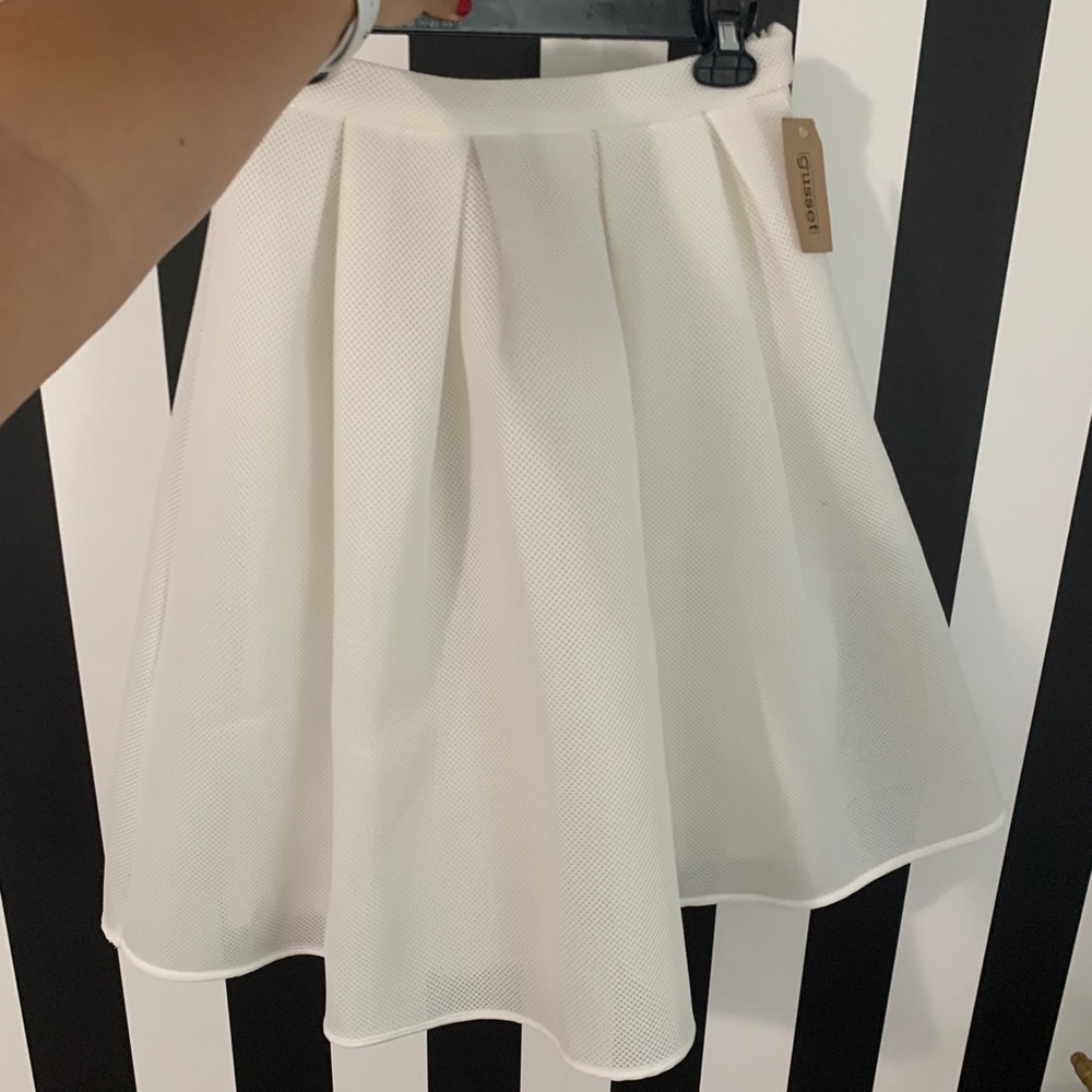 Ivory pleated Skirt